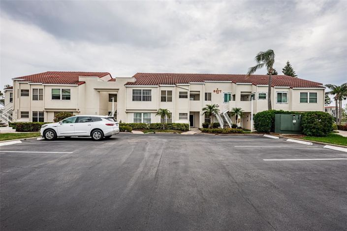 Image No.2-2 Bed Property for sale