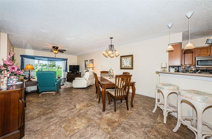 Image No.3-2 Bed Property for sale