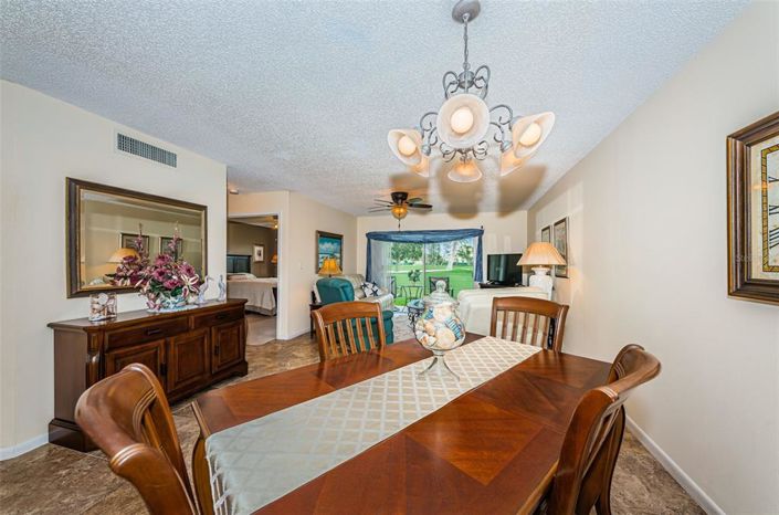 Image No.4-2 Bed Property for sale