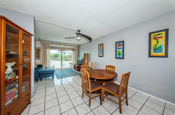 Image No.13-2 Bed Property for sale