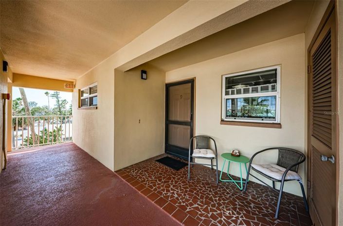 Image No.33-2 Bed Property for sale