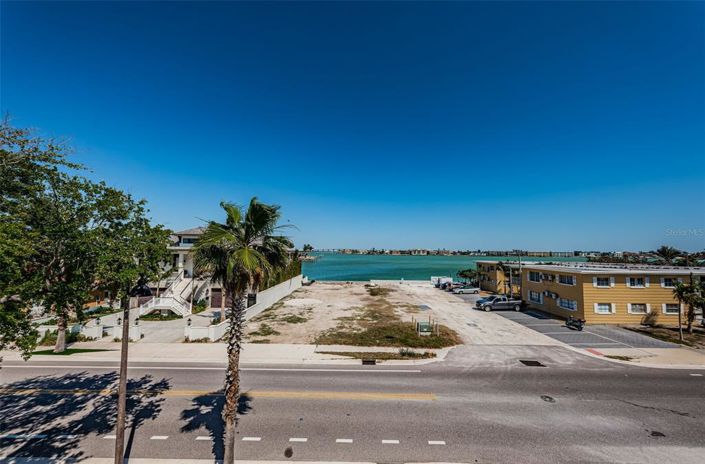 Image No.35-2 Bed Property for sale