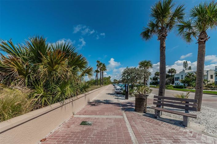 Image No.53-2 Bed Property for sale