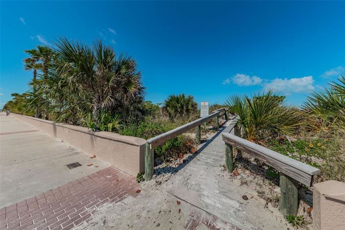 Image No.54-2 Bed Property for sale