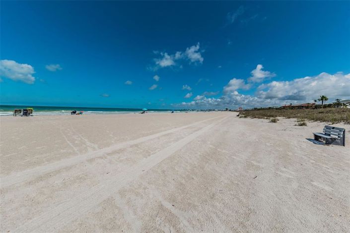 Image No.58-2 Bed Property for sale