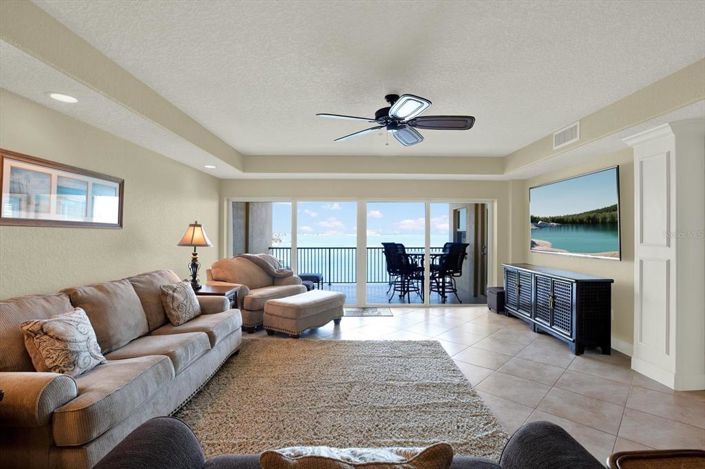 Image No.23-3 Bed Property for sale