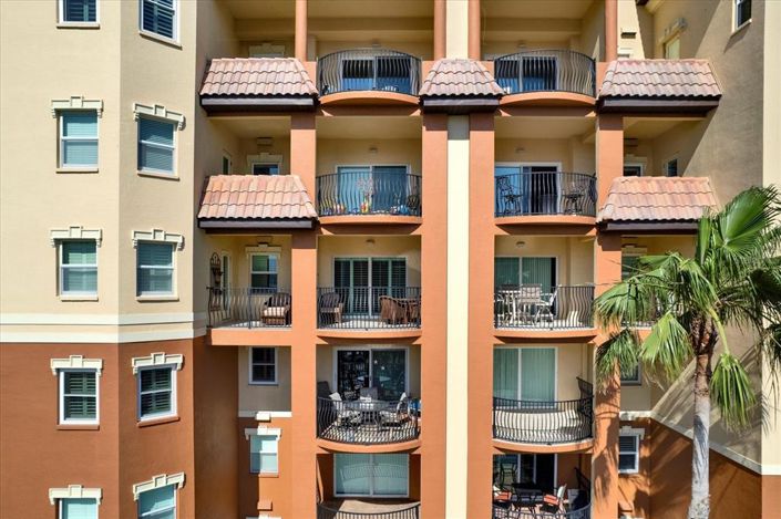 Image No.3-3 Bed Property for sale