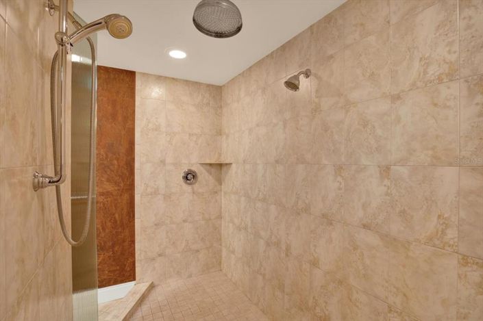 Image No.38-3 Bed Property for sale