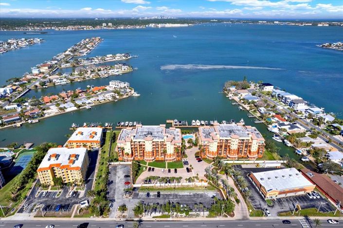 Image No.64-3 Bed Property for sale