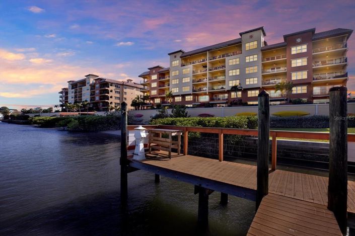 Image No.76-3 Bed Property for sale