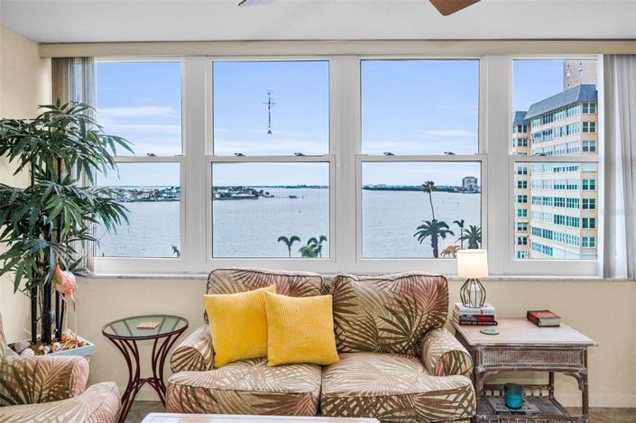 Image No.15-2 Bed Property for sale