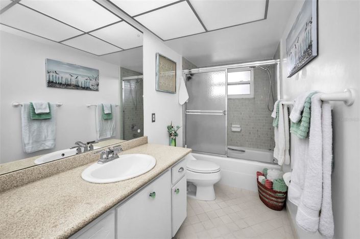 Image No.31-2 Bed Property for sale