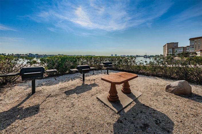 Image No.47-2 Bed Property for sale