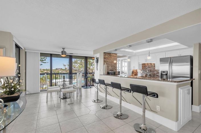 Image No.12-2 Bed Property for sale