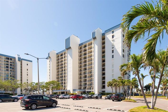 Image No.3-2 Bed Property for sale