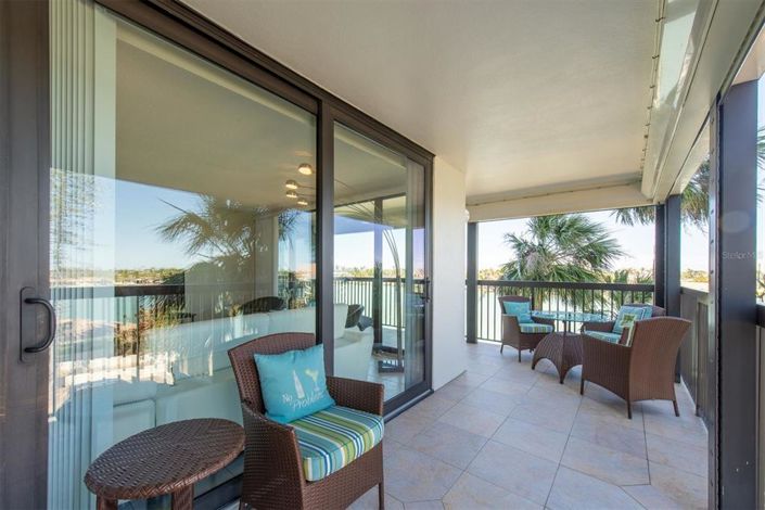 Image No.36-2 Bed Property for sale