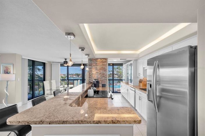 Image No.8-2 Bed Property for sale