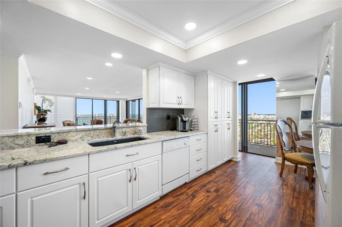 Image No.8-Propriété de 2 chambres à vendre à Treasure Island