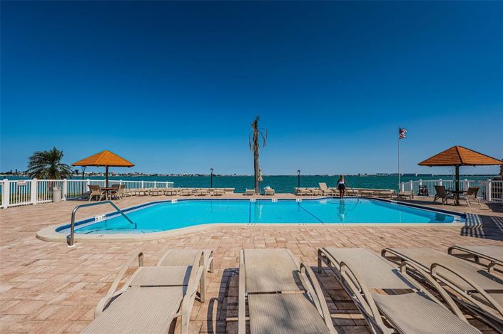 Image No.31-Propriété de 2 chambres à vendre à Floride