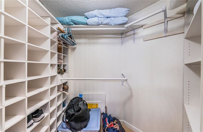 Image No.35-Propriété de 2 chambres à vendre à Floride