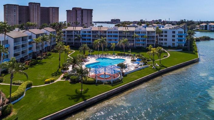 Image No.21-2 Bed Property for sale