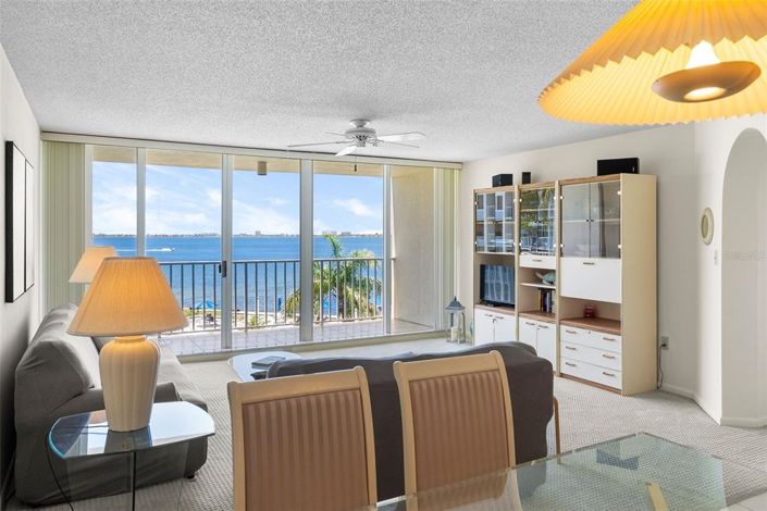 Image No.5-2 Bed Property for sale