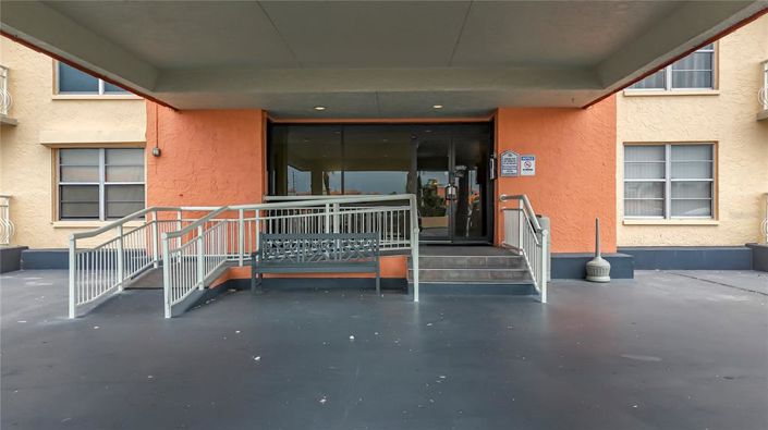 Image No.5-Propriété de 2 chambres à vendre à Floride