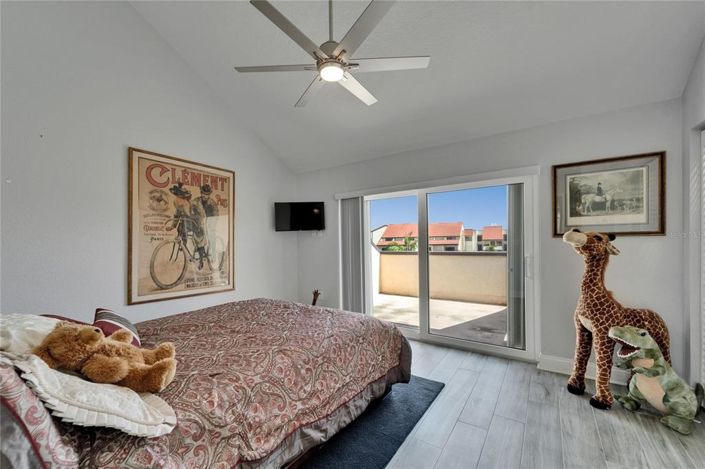 Image No.38-3 Bed Property for sale