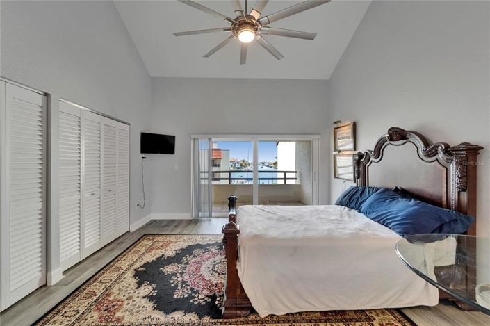 Image No.45-3 Bed Property for sale