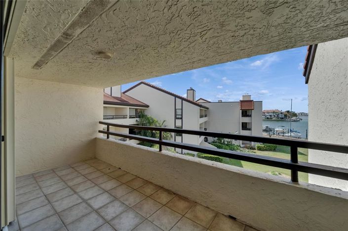 Image No.49-3 Bed Property for sale