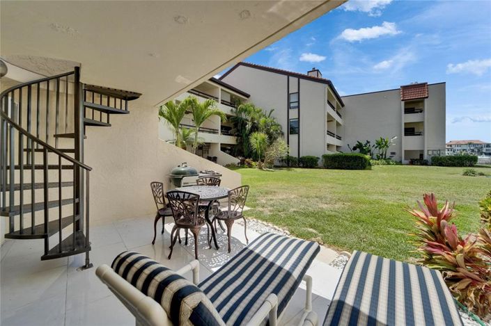 Image No.55-3 Bed Property for sale