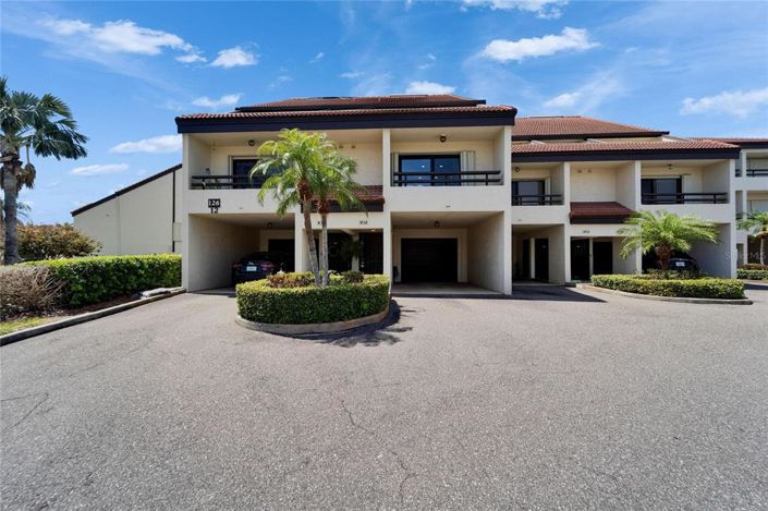 Image No.8-3 Bed Property for sale