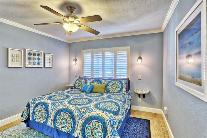 Image No.17-2 Bed Property for sale