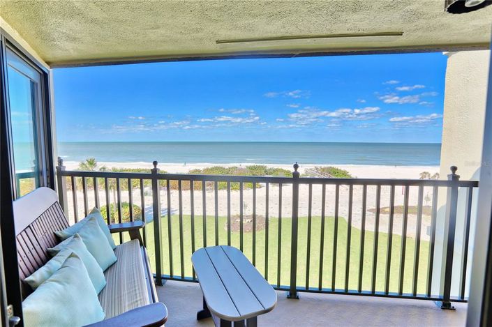 Image No.20-2 Bed Property for sale