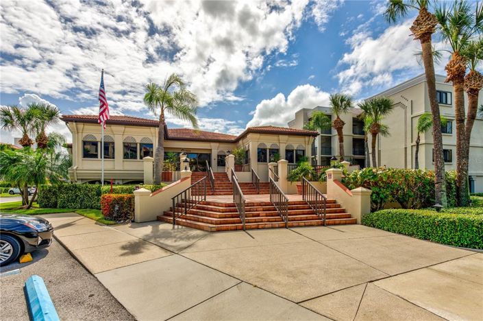 Image No.35-2 Bed Property for sale