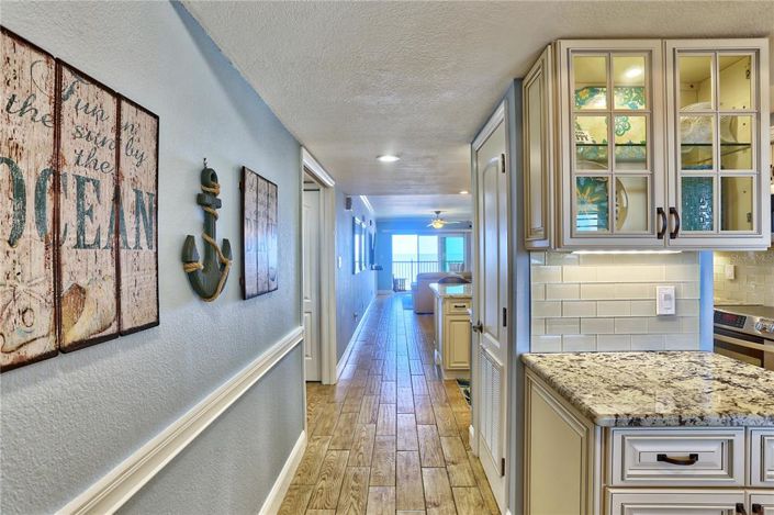 Image No.9-2 Bed Property for sale