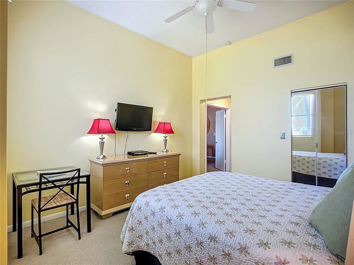 Image No.20-2 Bed Property for sale