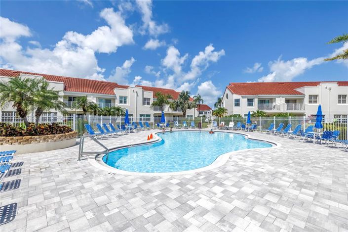 Image No.32-2 Bed Property for sale