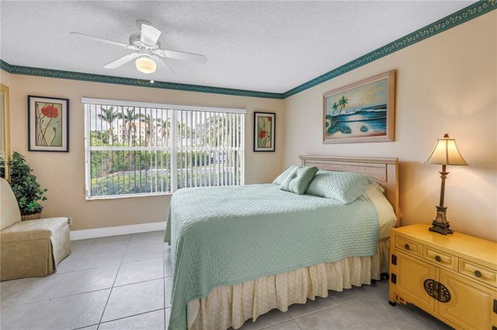 Image No.7-2 Bed Property for sale