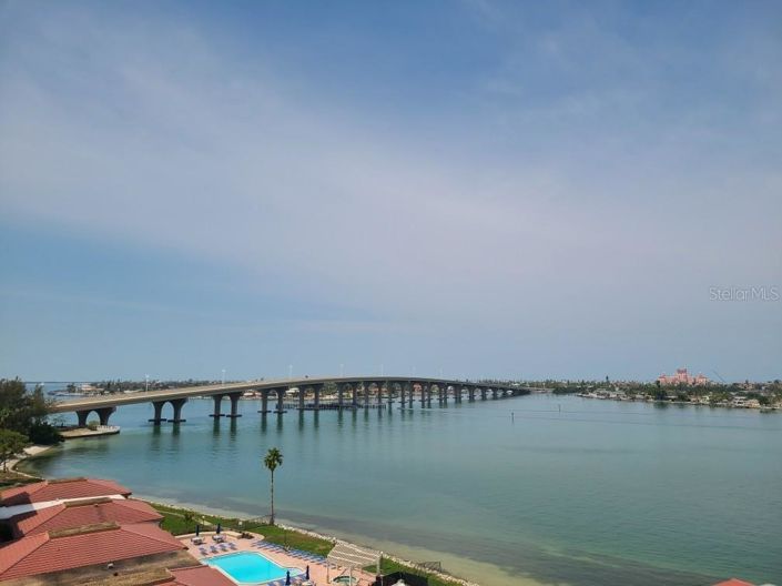 Image No.21-2 Bed Property for sale