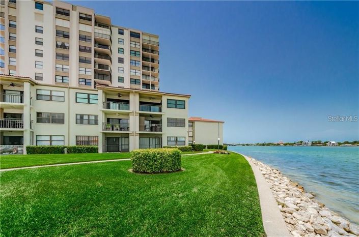 Image No.5-2 Bed Property for sale