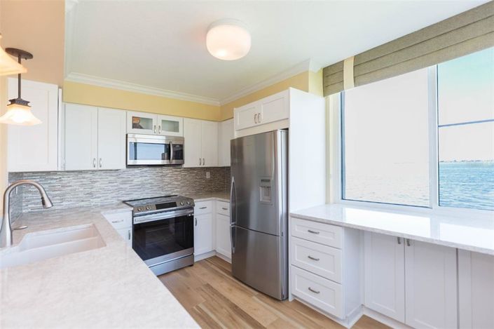 Image No.13-2 Bed Property for sale