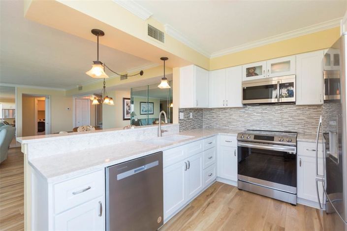 Image No.17-2 Bed Property for sale