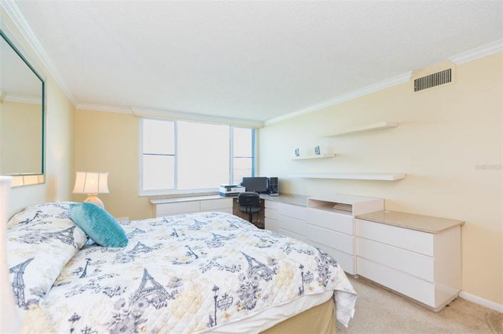 Image No.18-2 Bed Property for sale