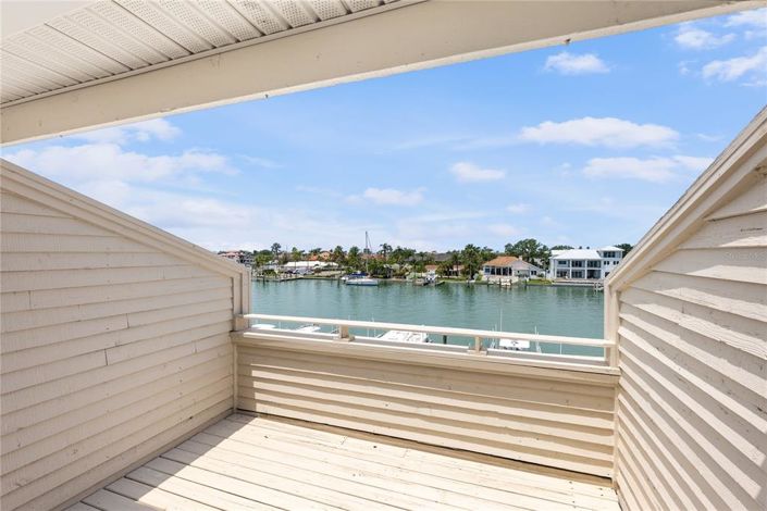 Image No.17-2 Bed Property for sale