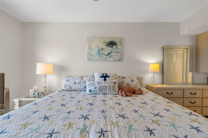 Image No.14-1 Bed Property for sale