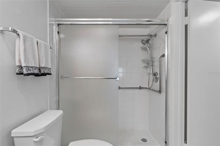 Image No.17-1 Bed Property for sale