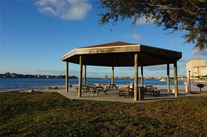 Image No.31-1 Bed Property for sale