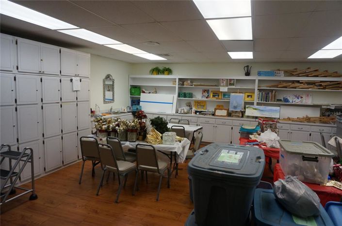 Image No.52-1 Bed Property for sale