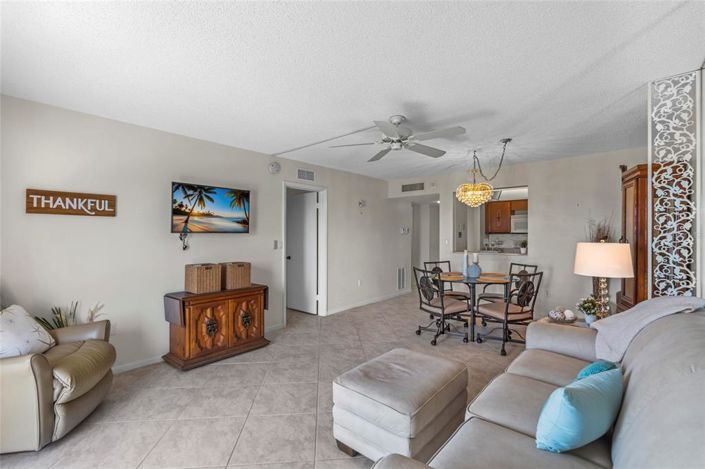 Image No.8-1 Bed Property for sale